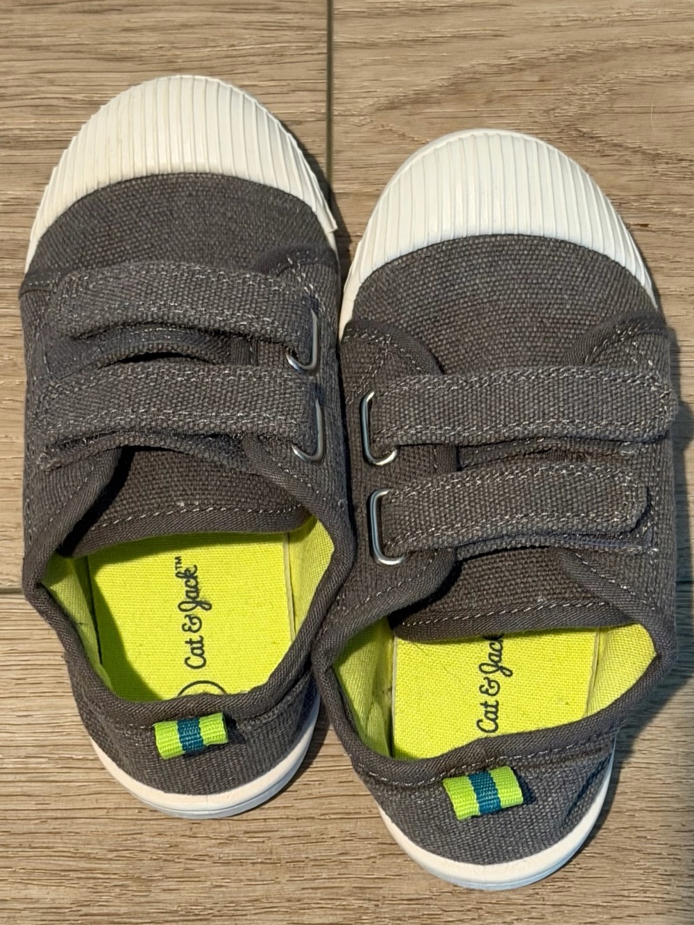 Cat & Jack Gray Canvas Kids Sneakers with Lime Insole